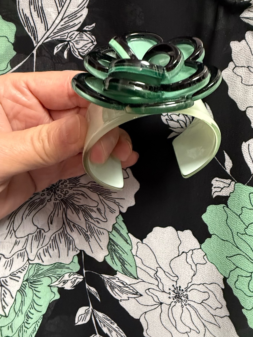 NWOT Kizzi Stunning Black and Mint Green Floral Acrylic Bracelet/Etsy Artisan